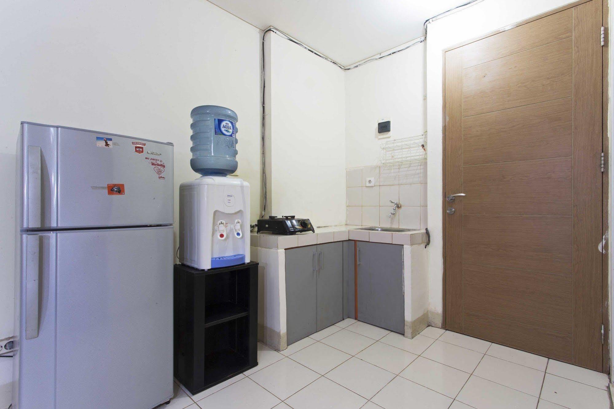 Reddoorz Apartment @ Pulo Gadung ジャカルタ エクステリア 写真